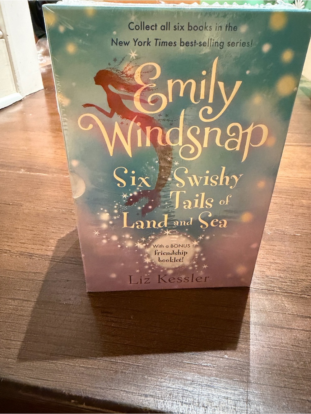 Emily Windsnap Six Swishy Tails of Land and Sea - Pink/Teal BRAND new boxed set!